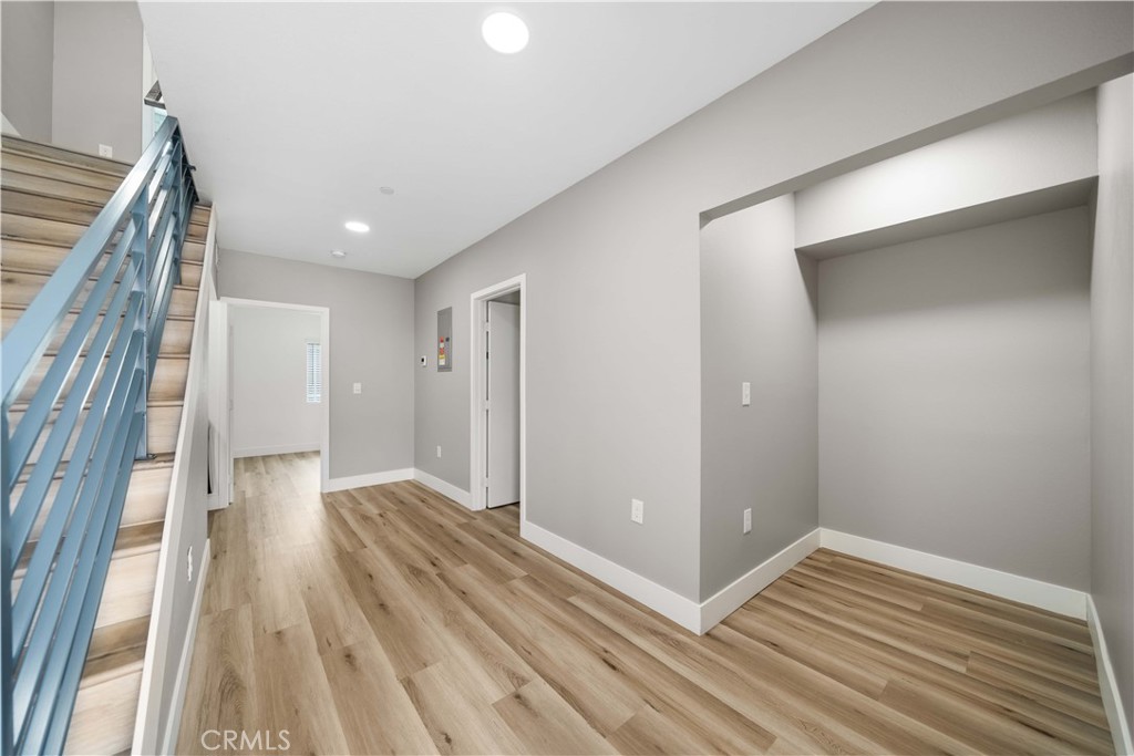 MLS #OC25085609 image #16