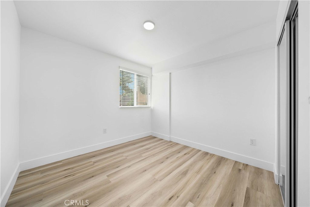 MLS #OC25085609 image #7