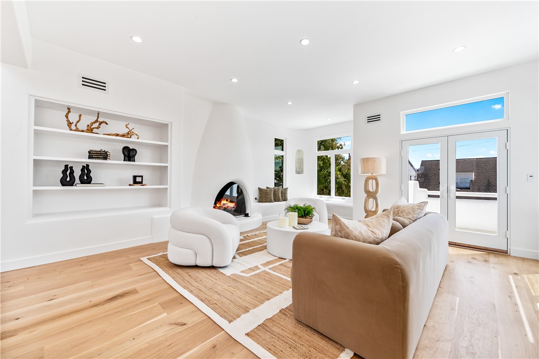 MLS #OC25085644 image #20