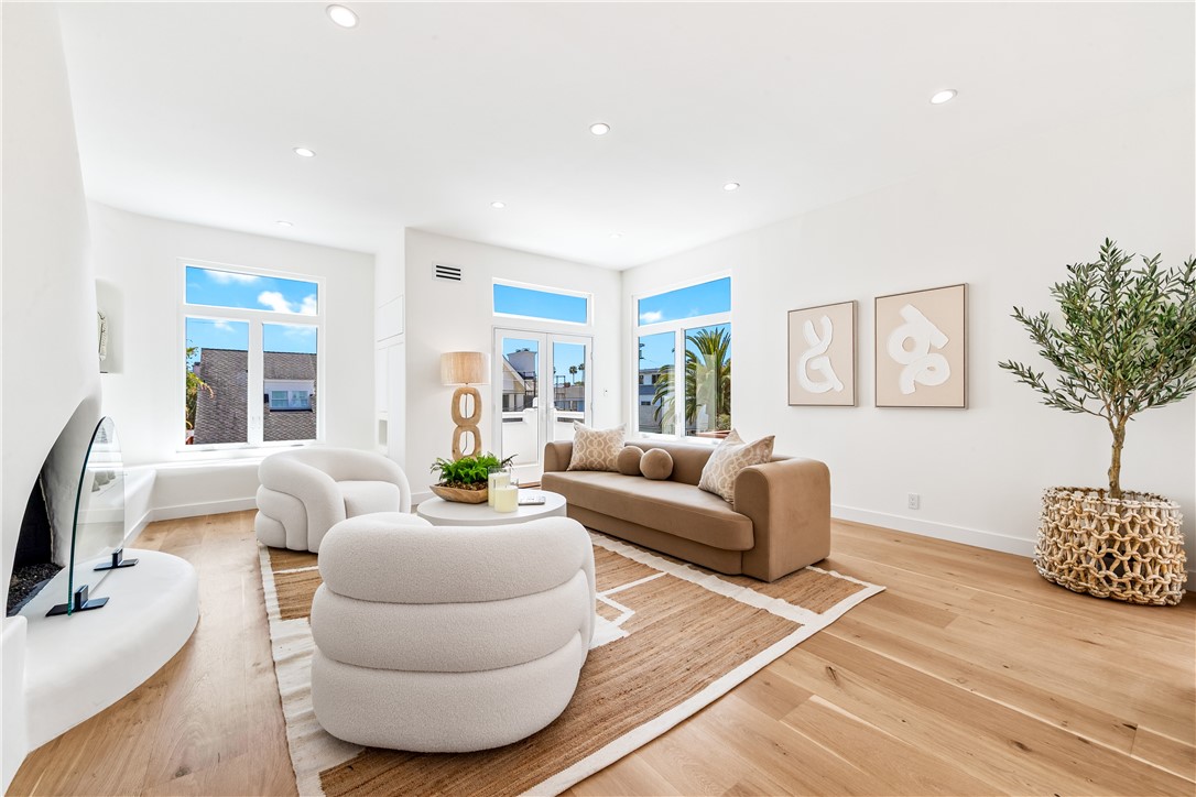 MLS #OC25085644 image #21