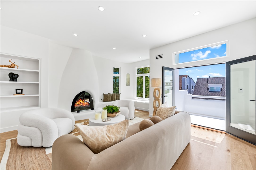 MLS #OC25085644 image #26