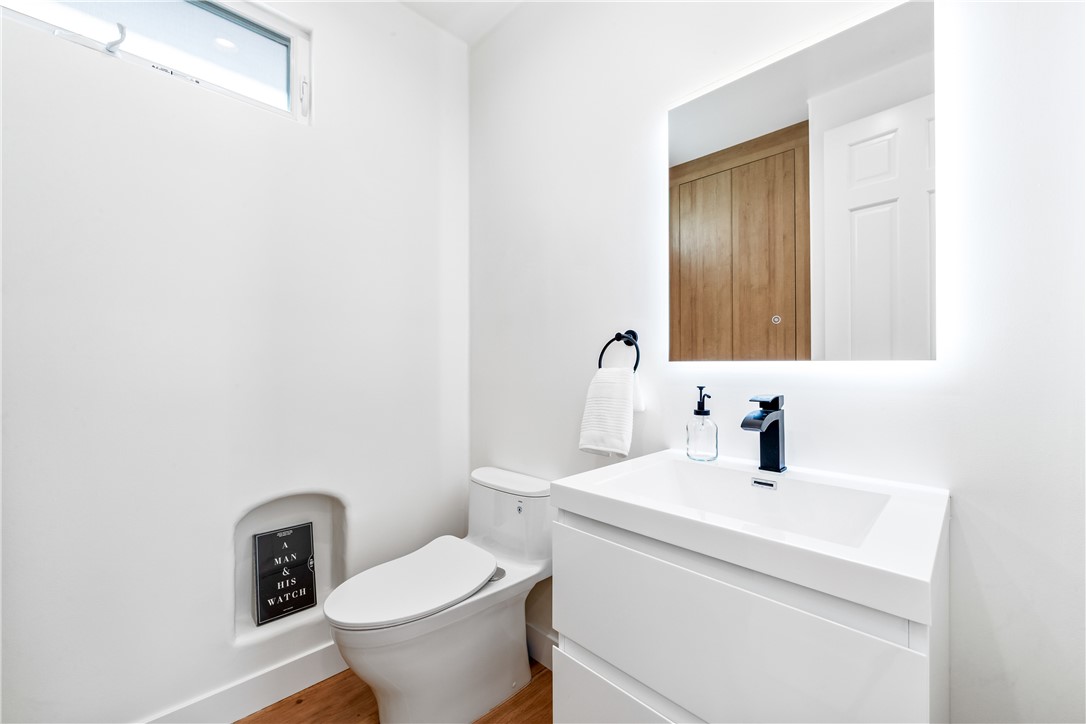 MLS #OC25085644 image #36