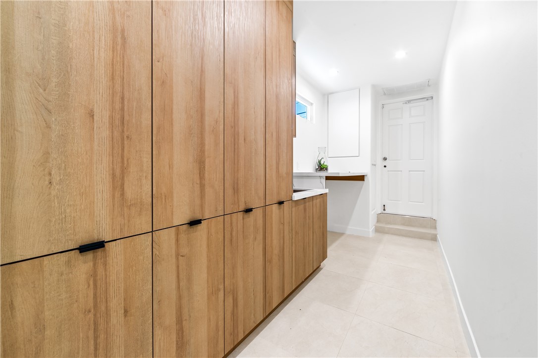 MLS #OC25085644 image #7