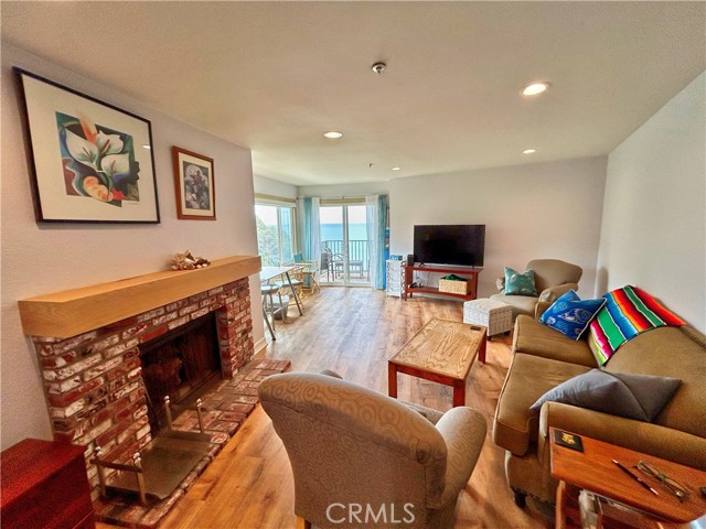 MLS #OC25085759 image #11