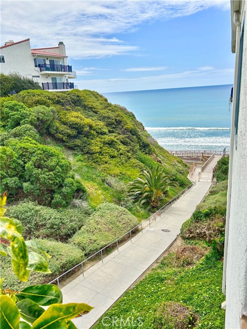 MLS #OC25085759 image #23