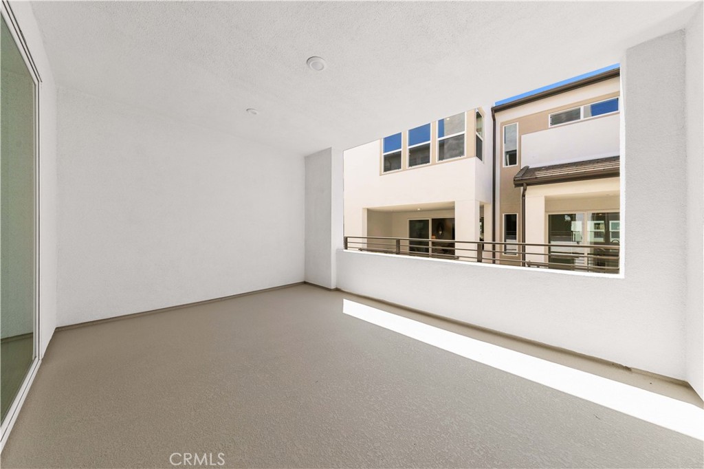 MLS #OC25086231 image #10