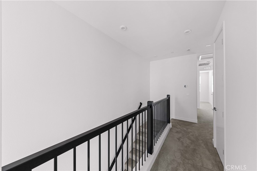 MLS #OC25086231 image #17