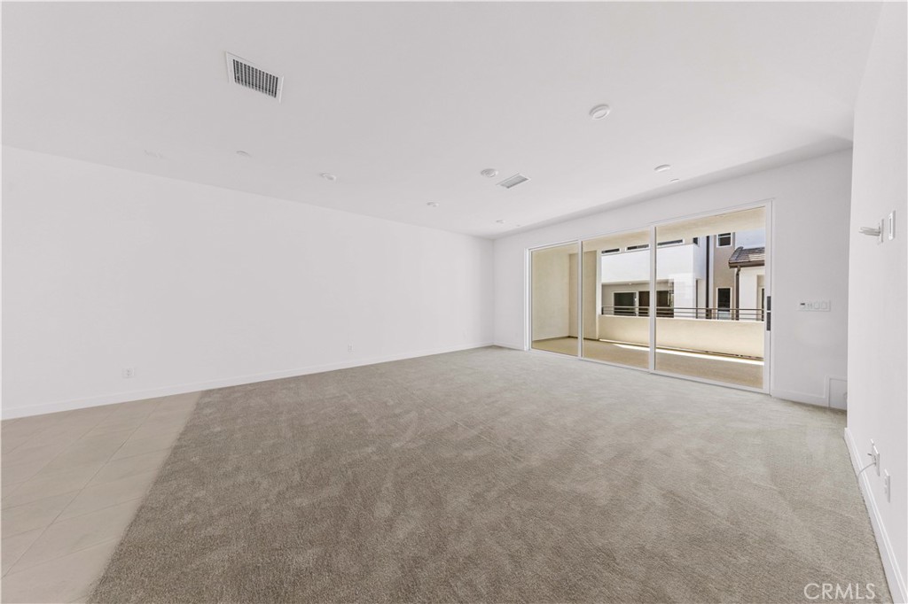 MLS #OC25086231 image #22