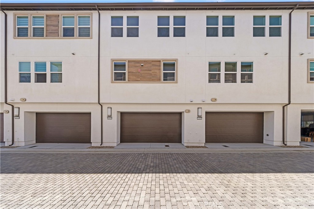 MLS #OC25086231 image #34