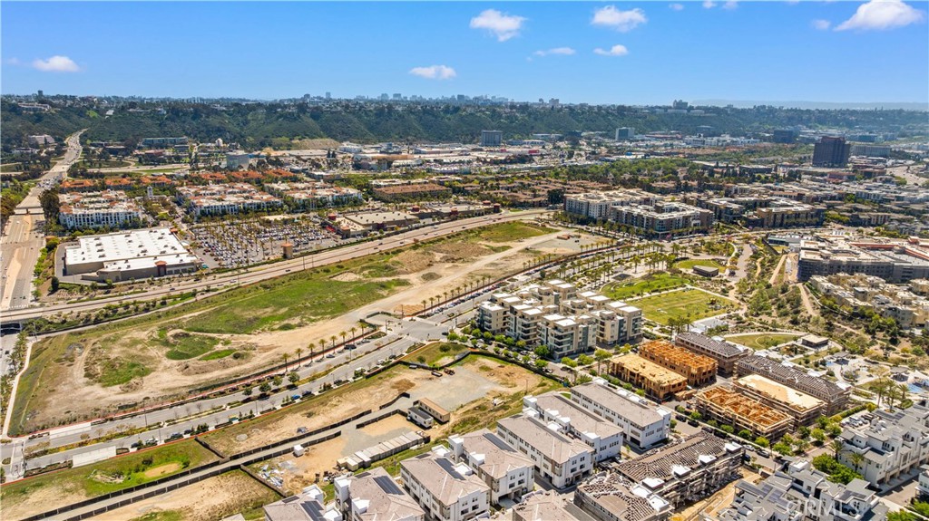 MLS #OC25086231 image #35