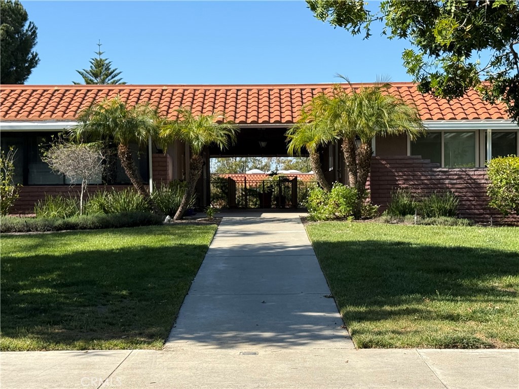 MLS #OC25086396 image #25