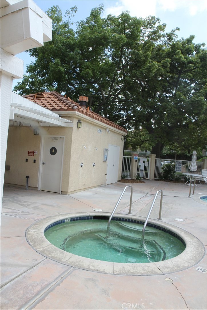 MLS #OC25087120 image #13