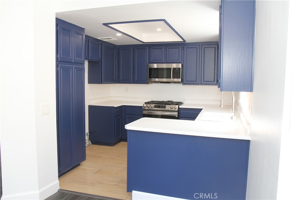 MLS #OC25087120 image #2