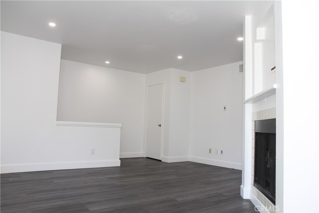 MLS #OC25087120 image #5