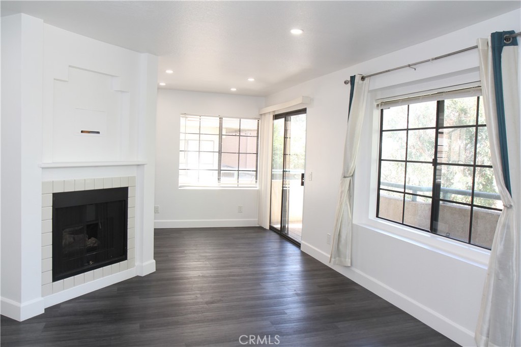 MLS #OC25087120 image #6