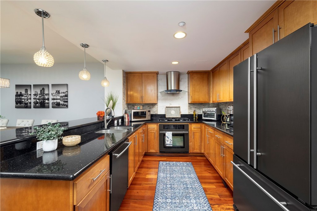 MLS #OC25088104 image #8