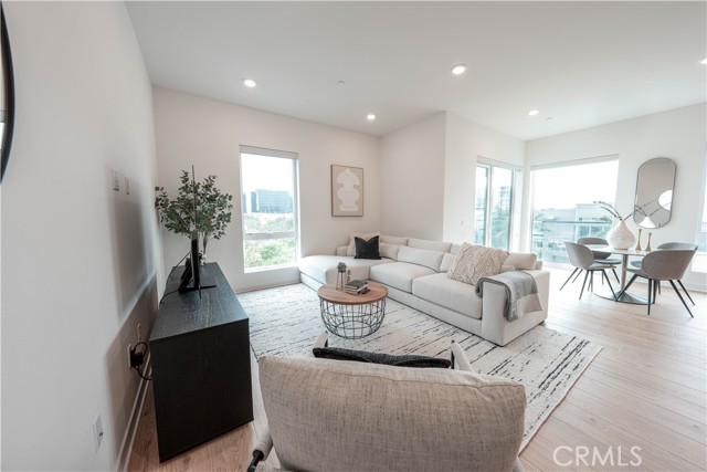 MLS #OC25088339 image #11