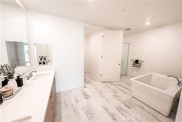 MLS #OC25088339 image #18