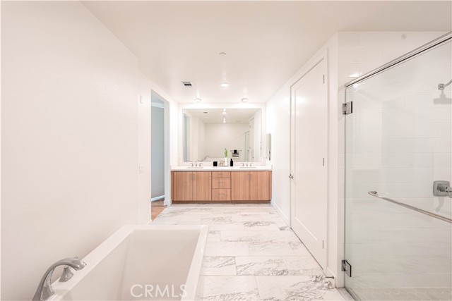 MLS #OC25088339 image #19