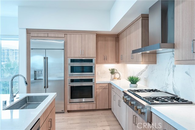 MLS #OC25088339 image #4