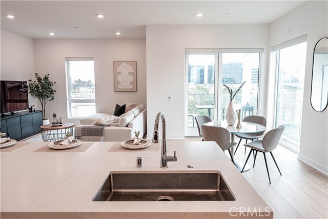 MLS #OC25088339 image #5