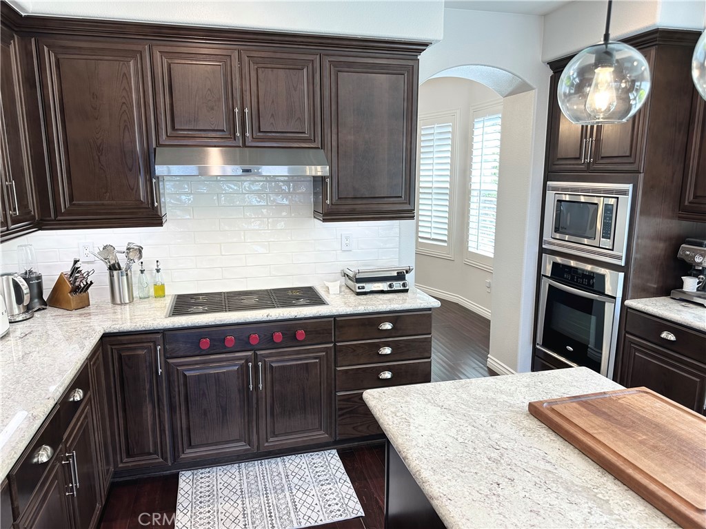 MLS #OC25088742 image #17