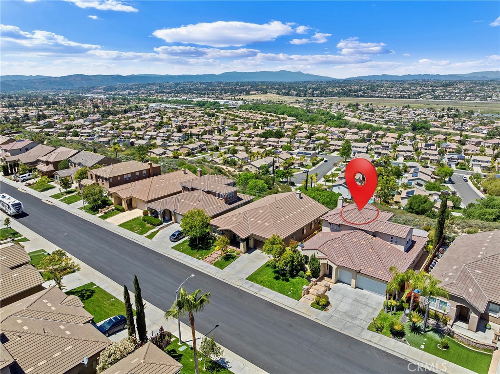 MLS #OC25088742 image #2