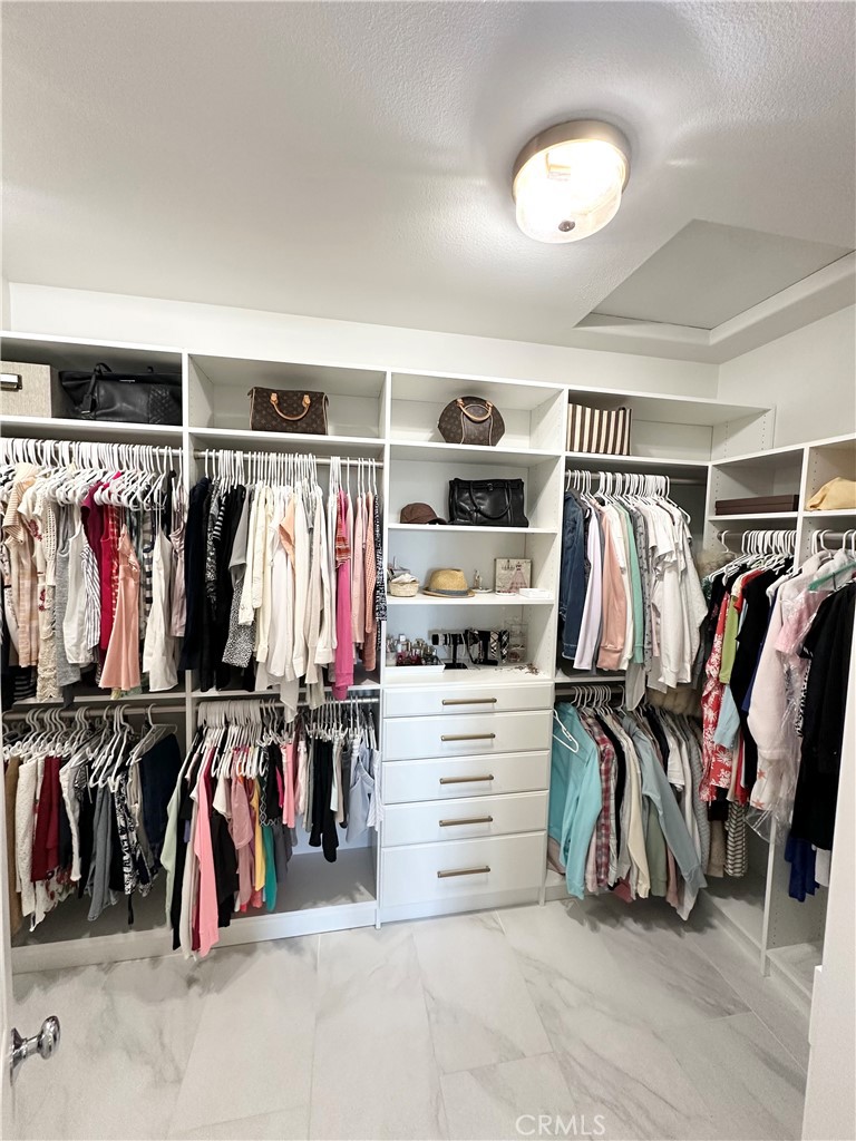 MLS #OC25088742 image #26