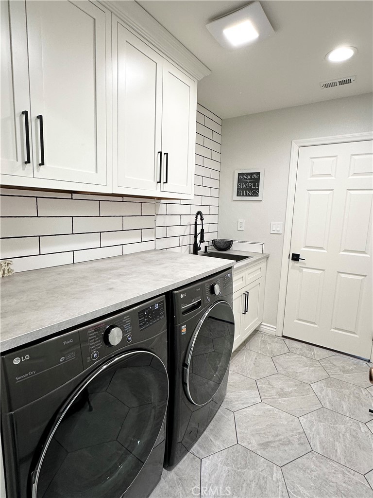 MLS #OC25088742 image #33