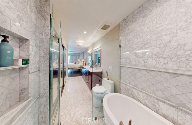 MLS #OC25089588 image #46