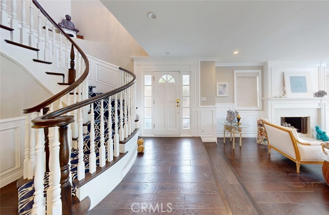 MLS #OC25089588 image #9