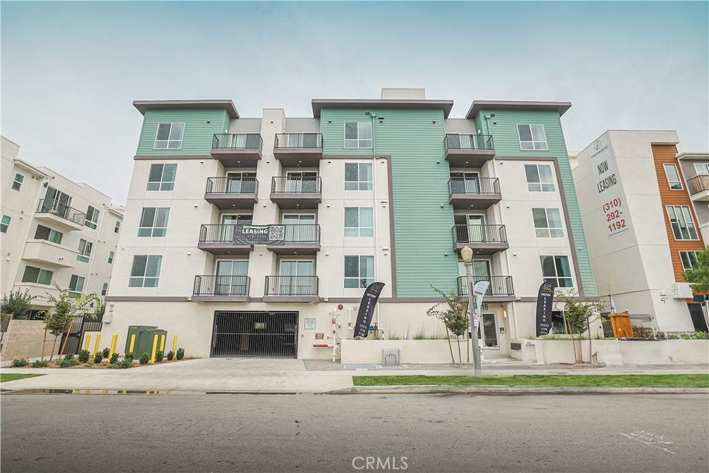 MLS #OC25089851 image #1