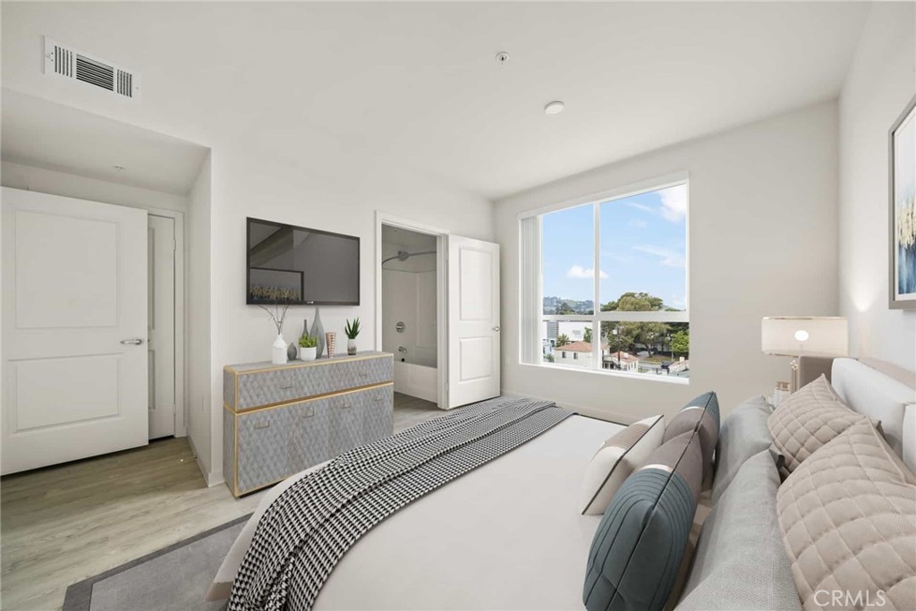 MLS #OC25089851 image #16