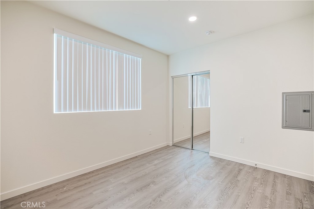 MLS #OC25089851 image #37