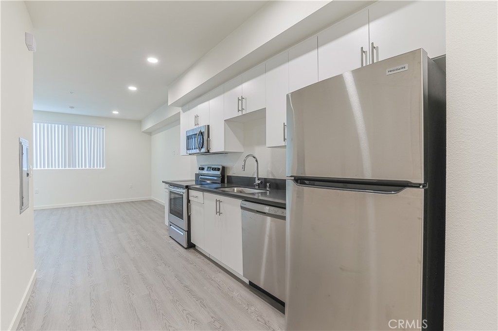 MLS #OC25089851 image #40