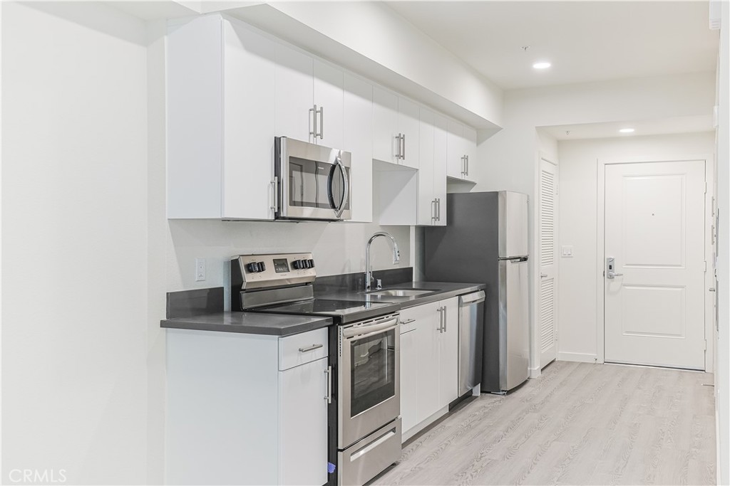 MLS #OC25089851 image #41