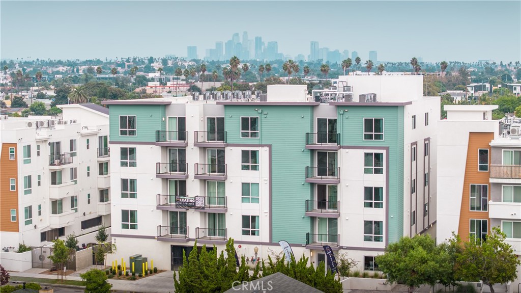 MLS #OC25089851 image #9