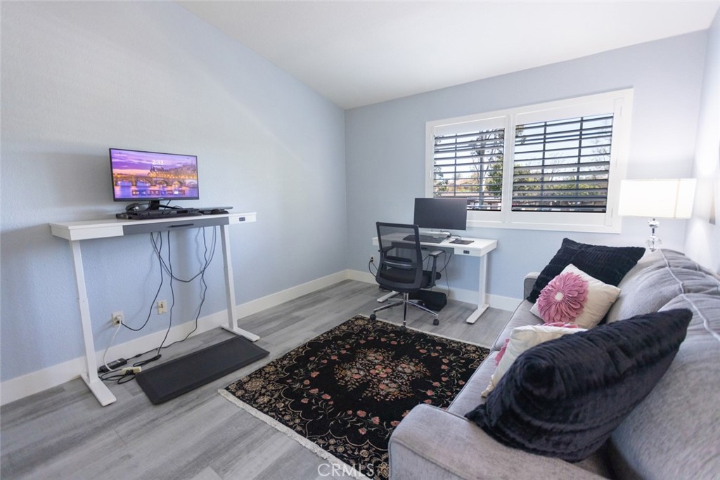 MLS #OC25090106 image #23