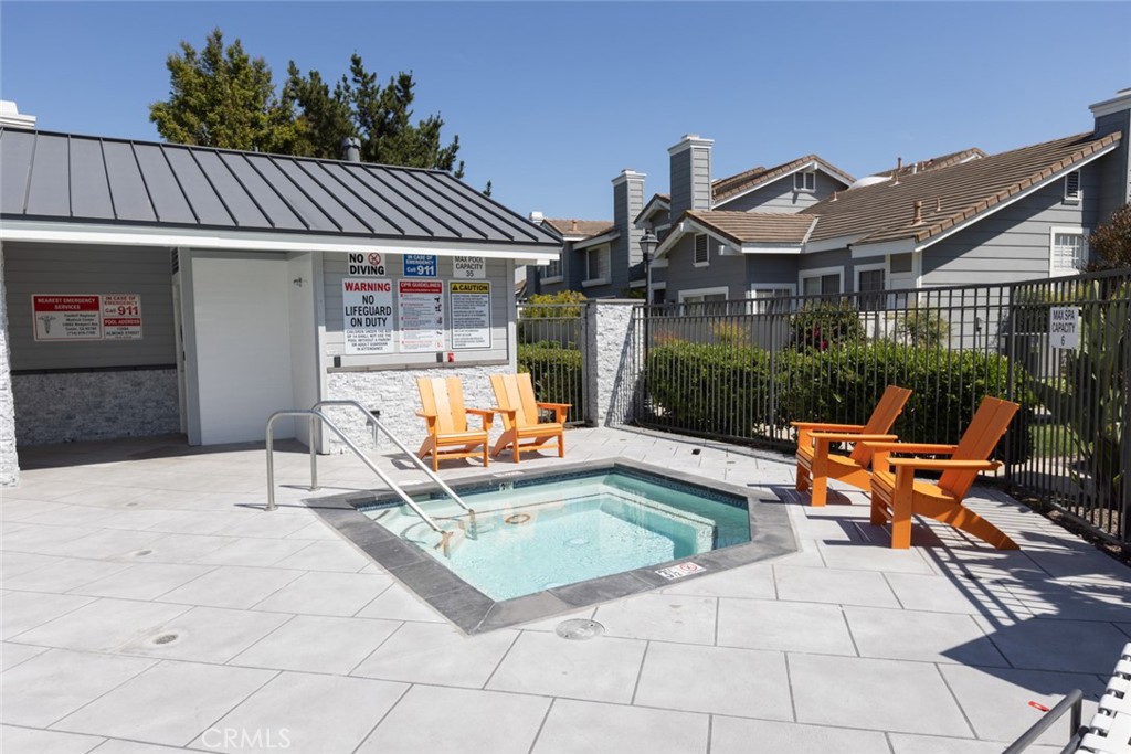 MLS #OC25090106 image #28