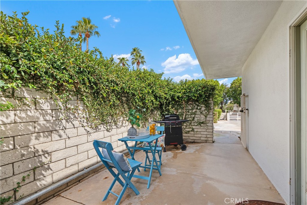 MLS #OC25090160 image #17