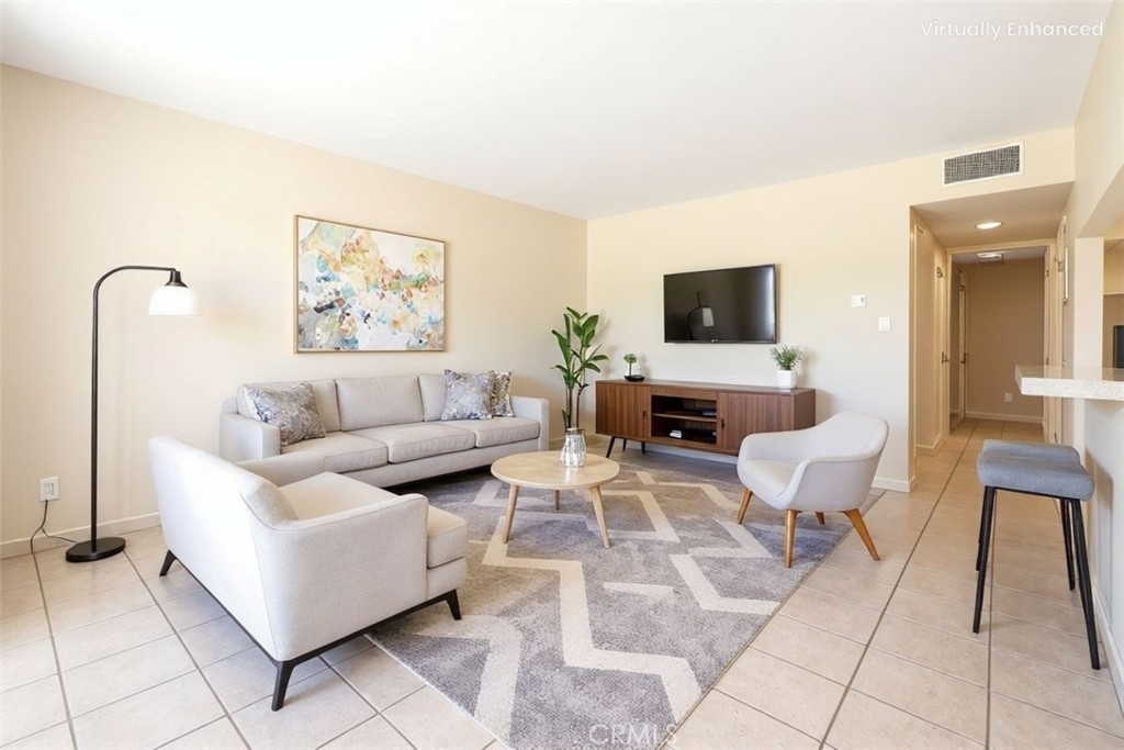 MLS #OC25090160 image #6