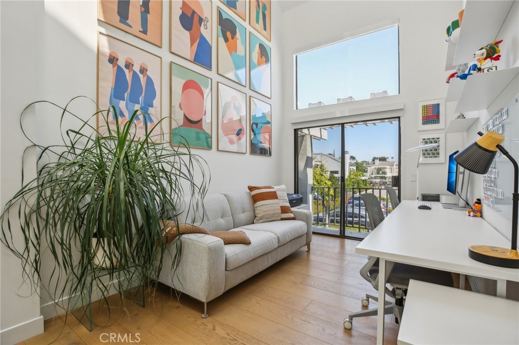 MLS #OC25090537 image #14