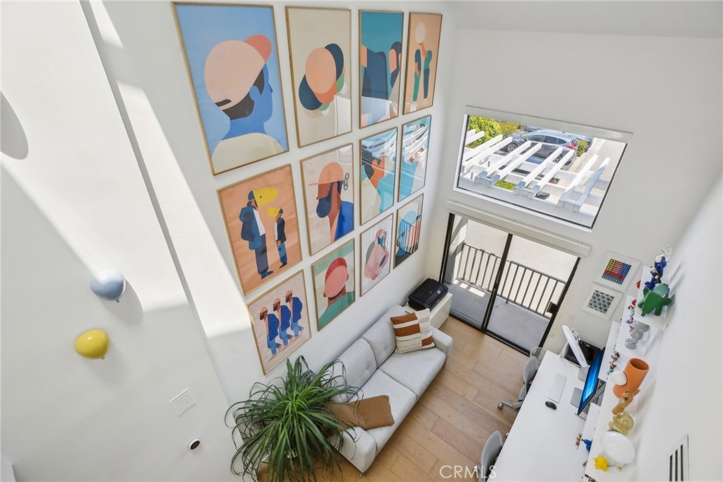 MLS #OC25090537 image #17