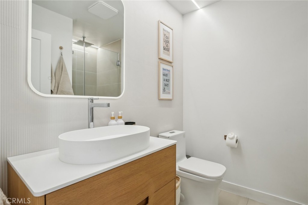 MLS #OC25090537 image #22