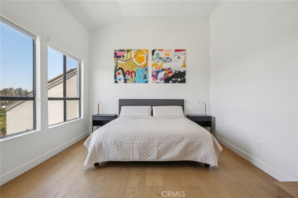 MLS #OC25090537 image #27