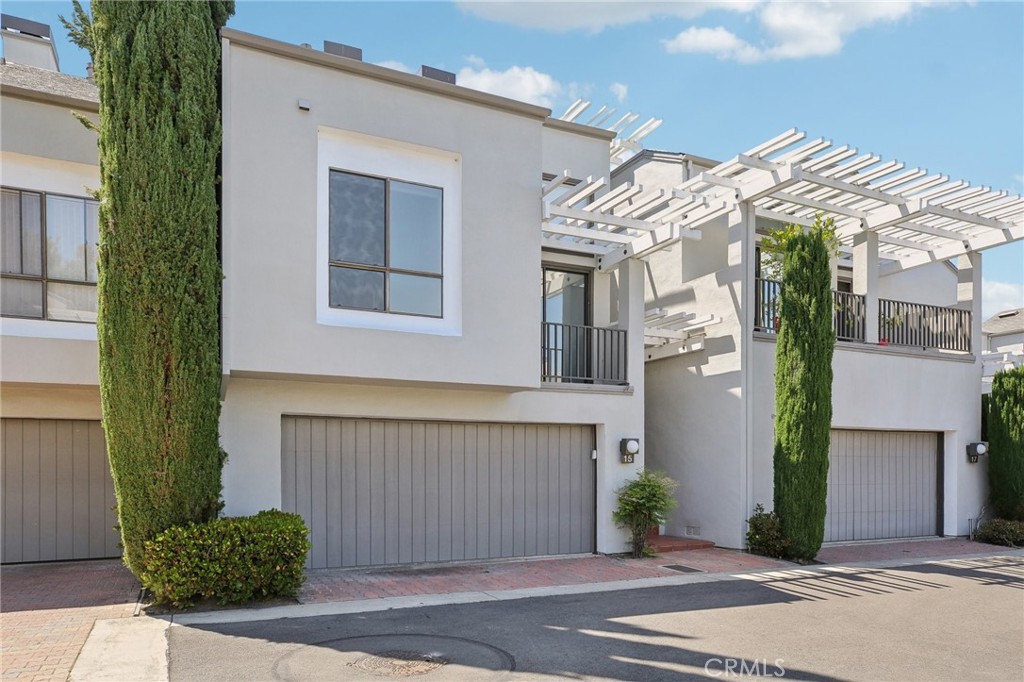 MLS #OC25090537 image #40