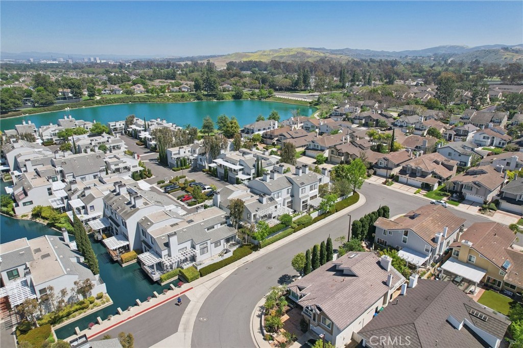 MLS #OC25090537 image #57