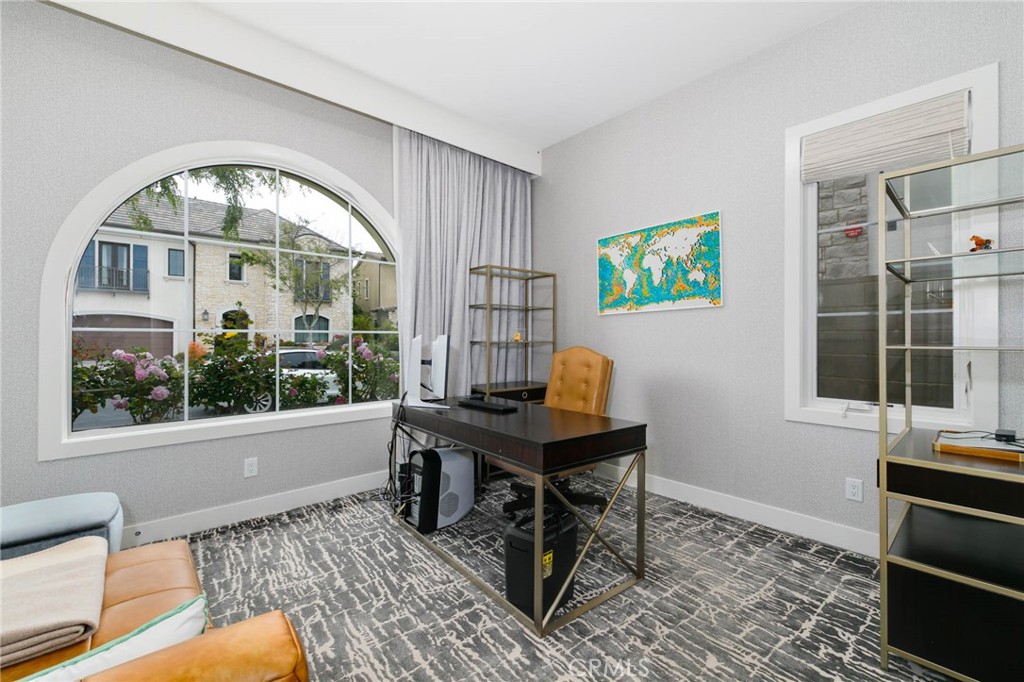 MLS #OC25090901 image #13
