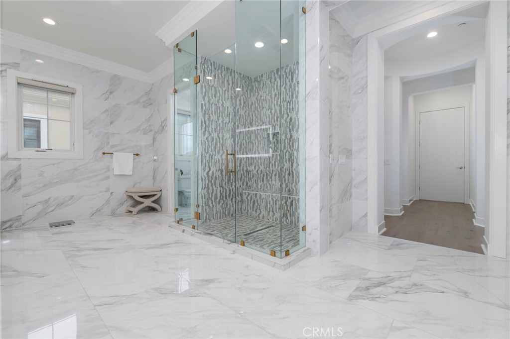 MLS #OC25090901 image #25