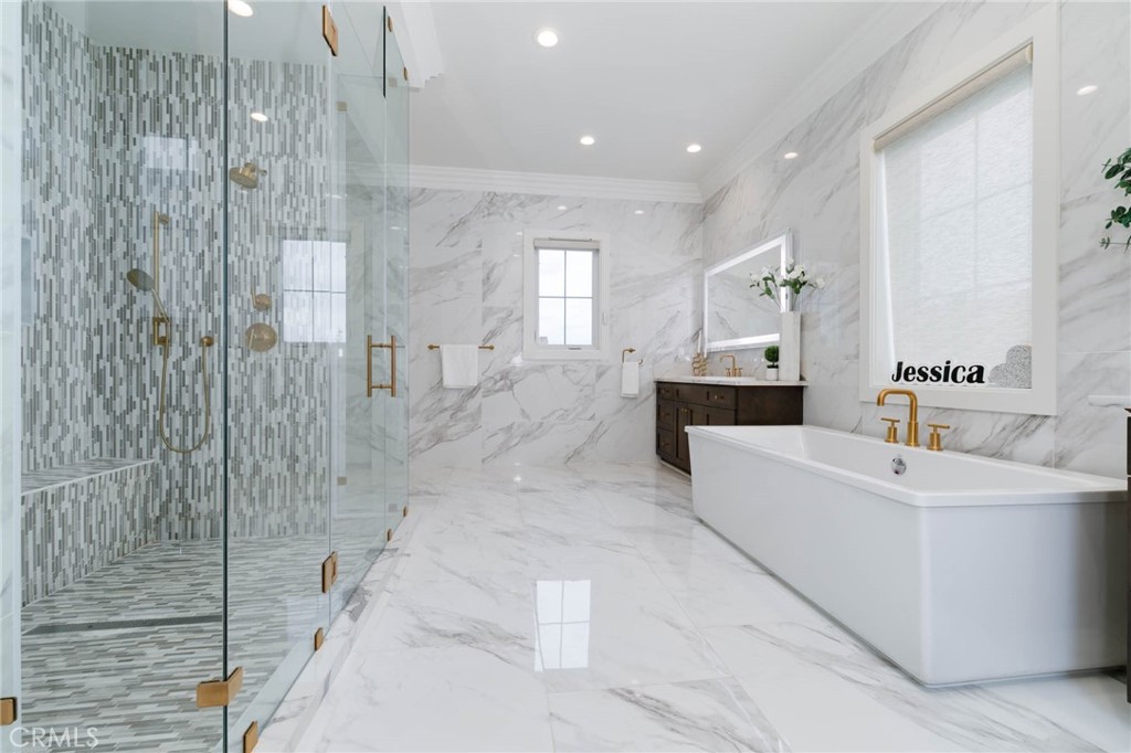 MLS #OC25090901 image #26